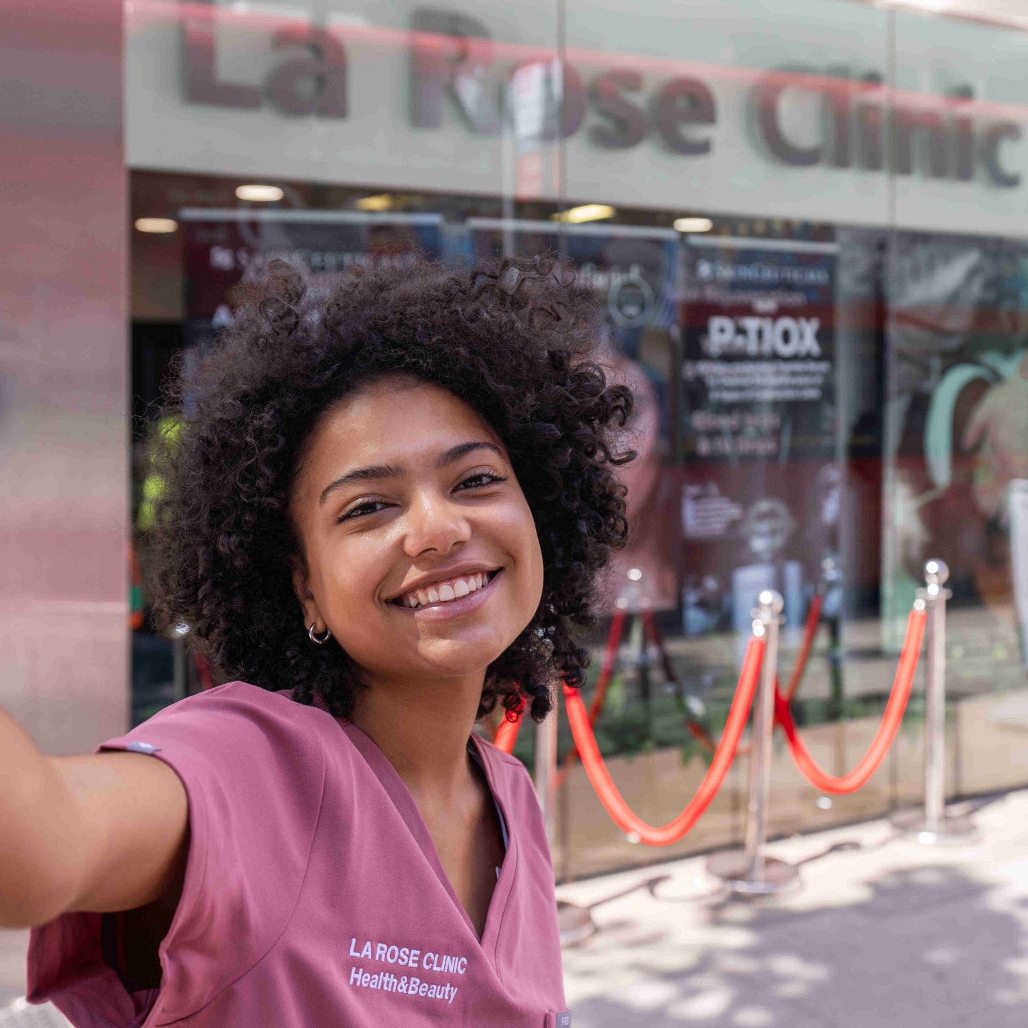 La Rose health clinic welcomes you to a new standard of skin and wellness care